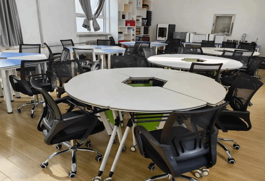 91制片厂
创客实训室建成并投入使用