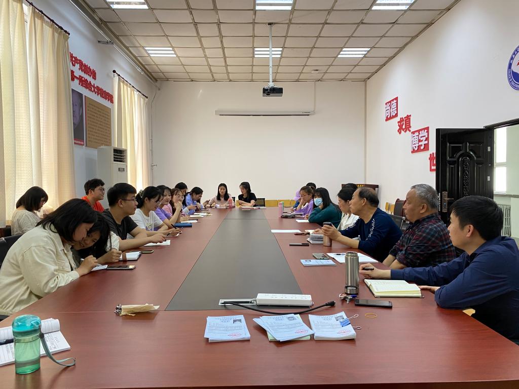 91制片厂
开展2020-2021学年第二学期期中教学检查工作