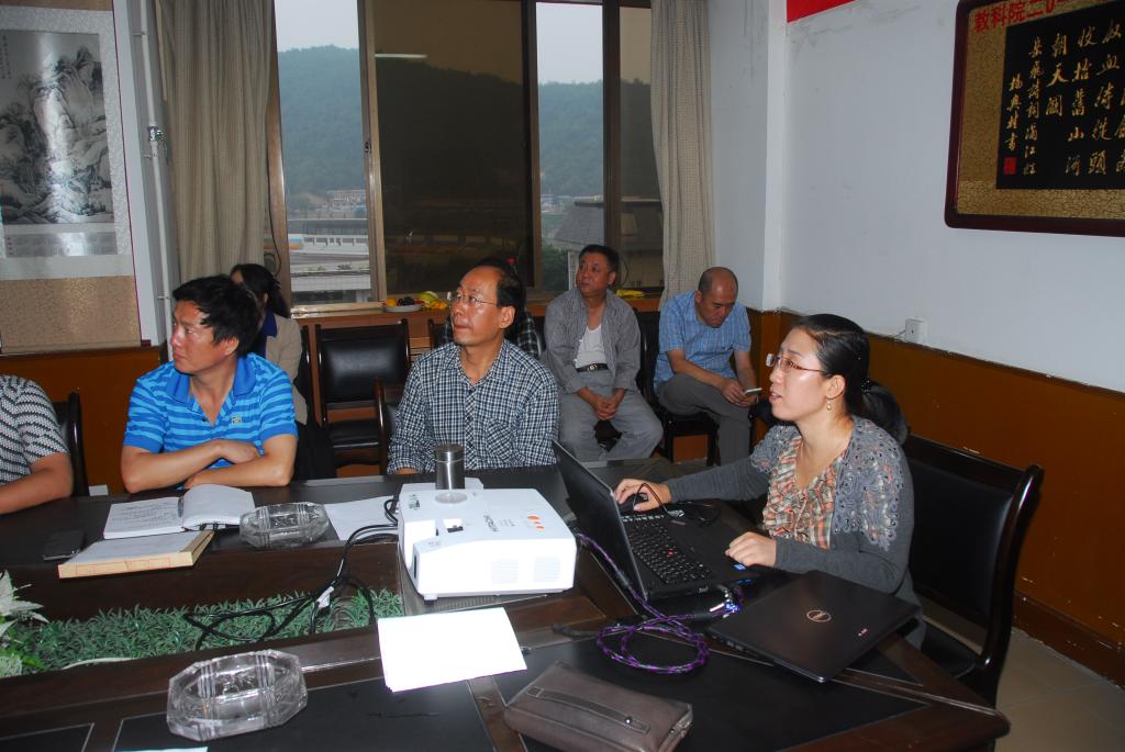 91制片厂
举办学术沙龙活动庆祝教师节